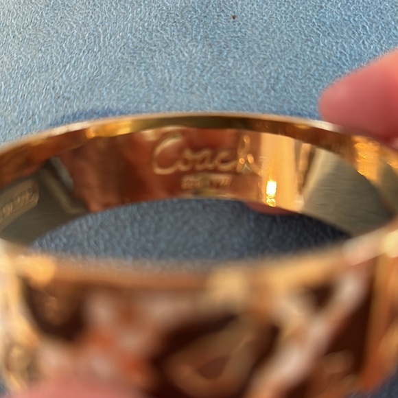 Set of two coach bracelets - Picture 3 of 6